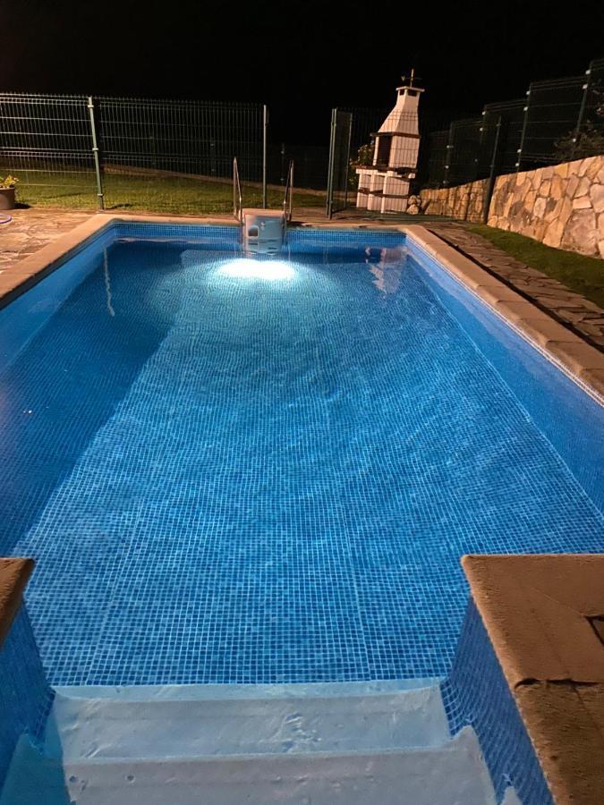 Villa La Ballena De Sonabia Orinon Kültér fotó