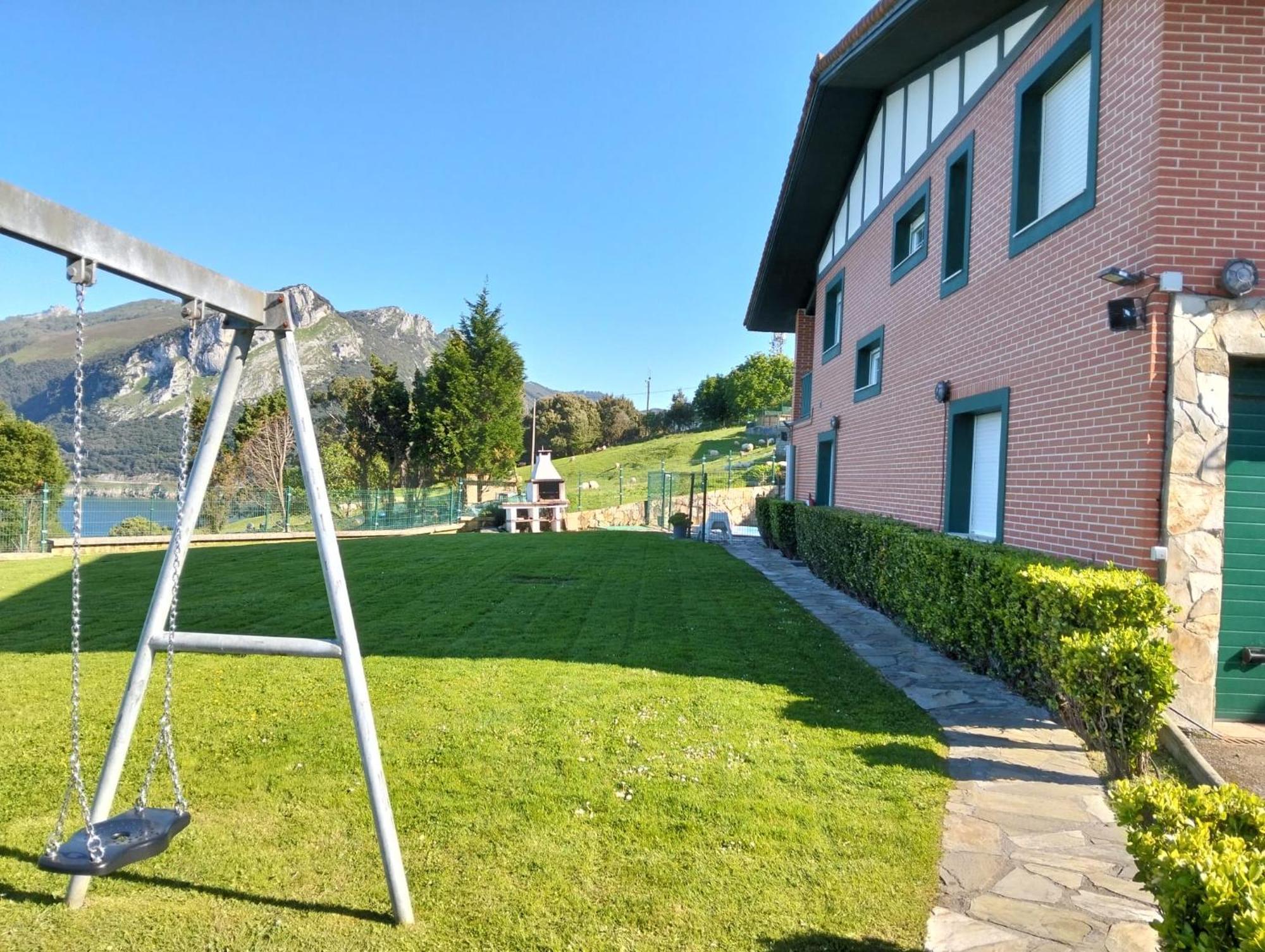 Villa La Ballena De Sonabia Orinon Kültér fotó